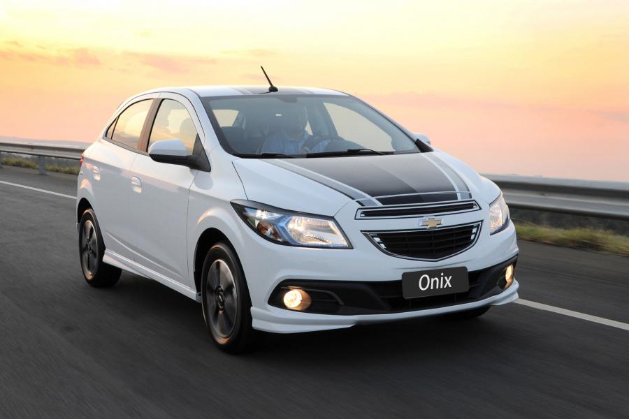  Chevrolet Onix 2012 года  (фото 36 из 113)